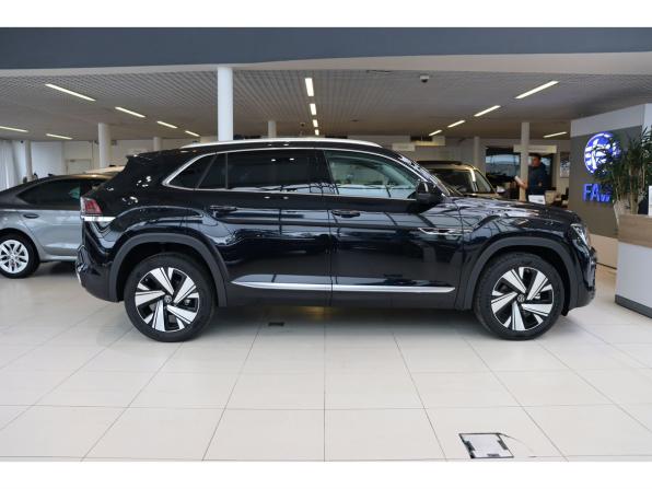 Новый Volkswagen Teramont I Рестайлинг (China Market) 2026 года, цена 5 890 000 рублей, внедорожник, Автокод Объявления