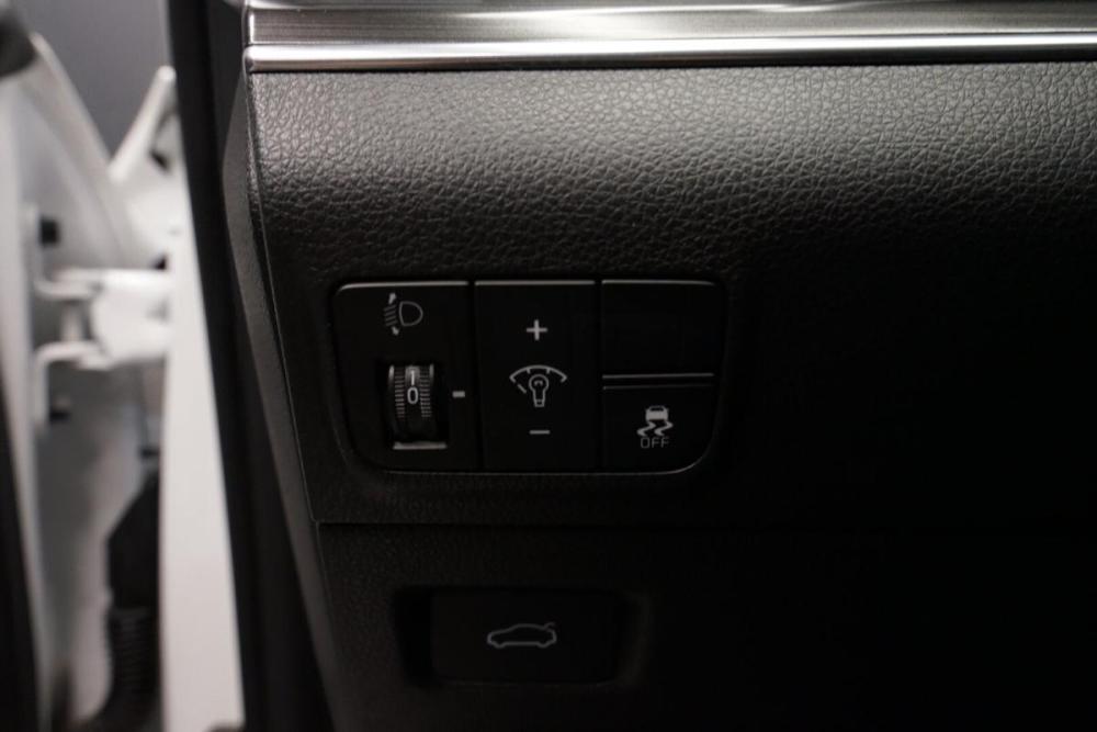 Kia K5 III Крым  - изображение 13