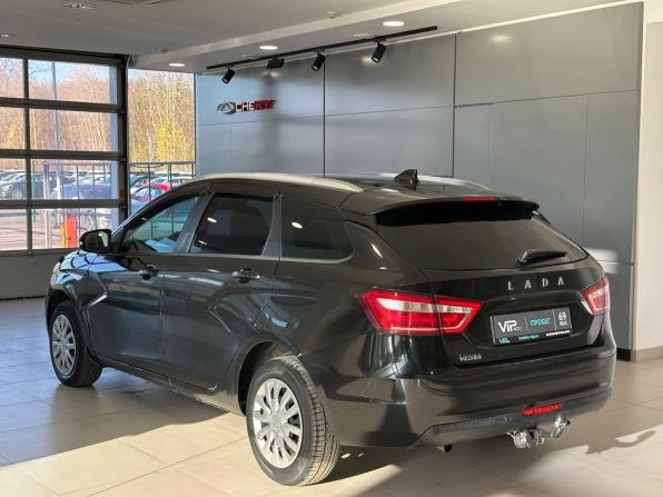 Lada (ВАЗ) Vesta I с пробегом 2018 года, цена 945 000 рублей, 115000 км, универсал, Автокод Объявления