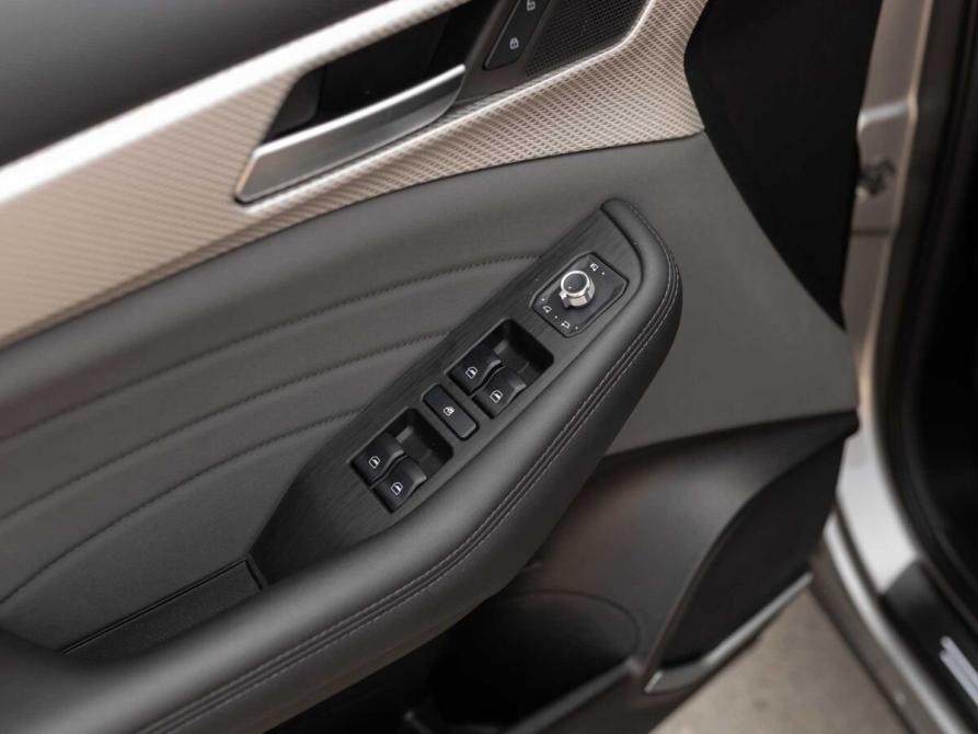 Haval F7 I Рестайлинг Новосибирск  - изображение 17
