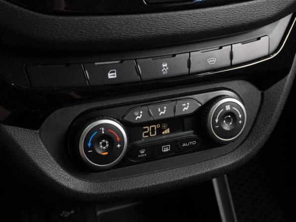 Lada (ВАЗ) Vesta I с пробегом 2019 года, цена 975 000 рублей, 106762 км, седан, Автокод Объявления