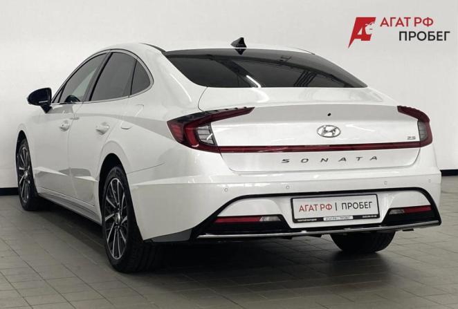 Hyundai Sonata VIII (DN8) с пробегом 2022 года, цена 2 689 000 рублей, 75243 км, седан, Автокод Объявления