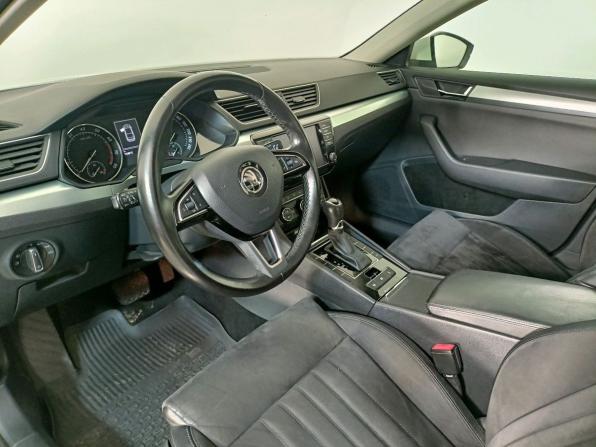 Skoda Superb III с пробегом 2016 года, цена 1 749 000 рублей, 154700 км, лифтбек, Автокод Объявления