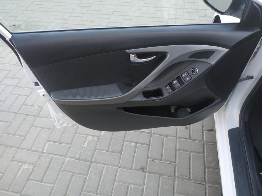 Hyundai Elantra V (MD) Рестайлинг Астрахань  - изображение 4