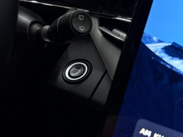 Geely Atlas II с пробегом 2024 года, цена 3 090 000 рублей, 45768 км, внедорожник, Автокод Объявления