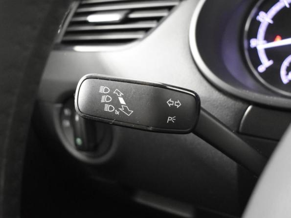 Skoda Octavia III (A7) Рестайлинг с пробегом 2019 года, цена 1 415 200 рублей, 210244 км, лифтбек, Автокод Объявления