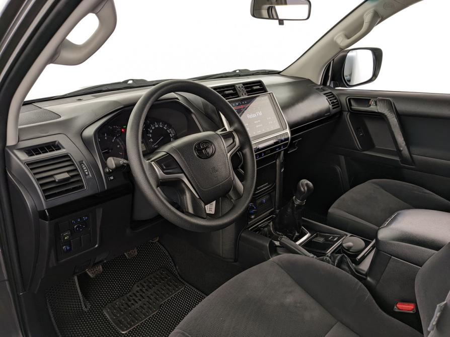 Toyota Land Cruiser Prado 150 Series Рестайлинг 2 Москва  - изображение 16