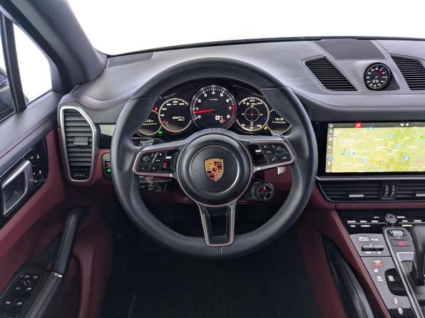 Porsche Cayenne III с пробегом 2018 года, цена 4 590 000 рублей, 250263 км, внедорожник, Автокод Объявления