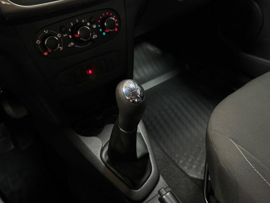 Renault Logan II Рестайлинг Тверь  - изображение 15