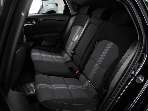 Kia Cerato IV Рестайлинг с пробегом 2022 года, цена 2 419 000 рублей, 68553 км, седан, Автокод Объявления