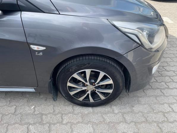 Hyundai Solaris I Рестайлинг с пробегом 2015 года, цена 742 000 рублей, 292935 км, седан, Автокод Объявления