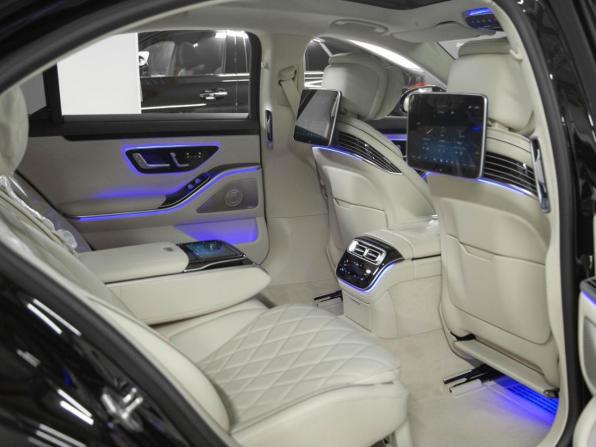 Новый Mercedes-Benz S-Класс VII (W223) 2025 года, цена 20 600 000 рублей, седан, Автокод Объявления