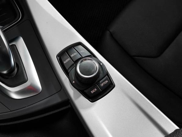 BMW 3 серии VI (F3x) с пробегом 2015 года, цена 1 650 000 рублей, 178000 км, седан, Автокод Объявления