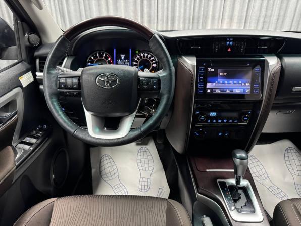 Toyota Fortuner II с пробегом 2017 года, цена 3 870 000 рублей, 65408 км, внедорожник, Автокод Объявления