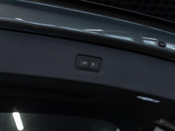 Audi Q7 II (4M) Рестайлинг 2 с пробегом 2025 года, цена 10 600 000 рублей, 50 км, внедорожник, Автокод Объявления