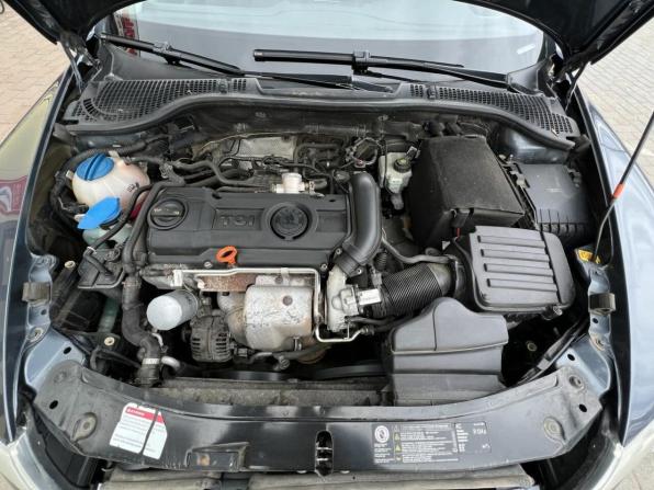 Skoda Octavia II (A5) Рестайлинг с пробегом 2011 года, цена 699 000 рублей, 218358 км, лифтбек, Автокод Объявления