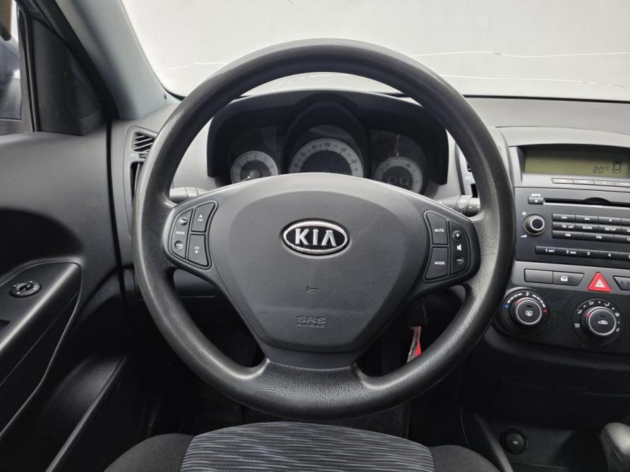 Kia Ceed I Москва  - изображение 12