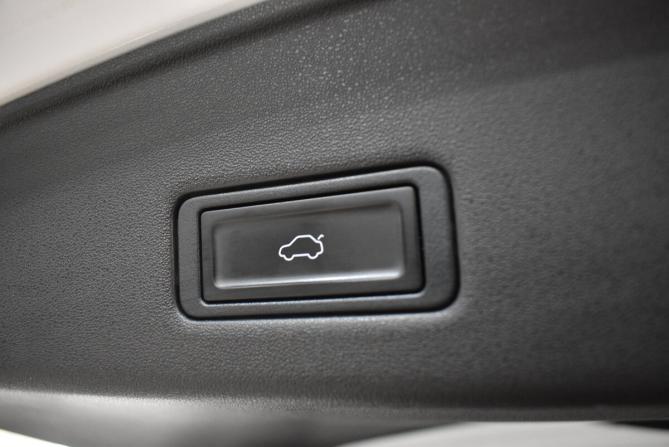 Omoda C5 I с пробегом 2022 года, цена 1 490 000 рублей, 91344 км, внедорожник, Автокод Объявления