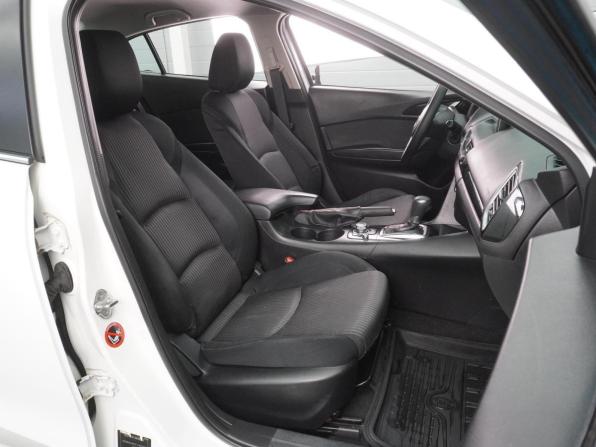 Mazda 3 III (BM) с пробегом 2014 года, цена 1 325 000 рублей, 255311 км, седан, Автокод Объявления