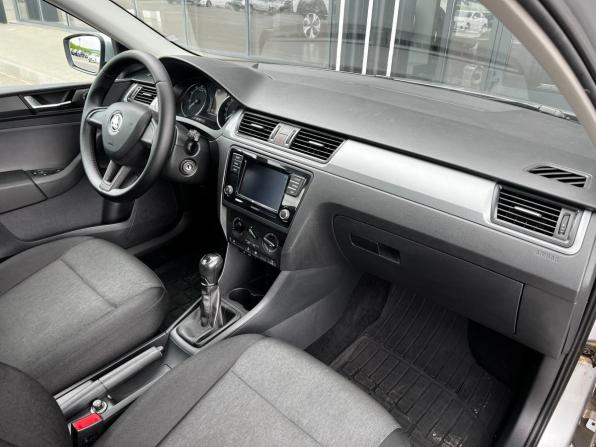 Skoda Rapid I Рестайлинг с пробегом 2018 года, цена 1 350 000 рублей, 96000 км, лифтбек, Автокод Объявления