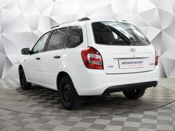 Lada (ВАЗ) Kalina II с пробегом 2017 года, цена 450 000 рублей, 180000 км, универсал, Автокод Объявления
