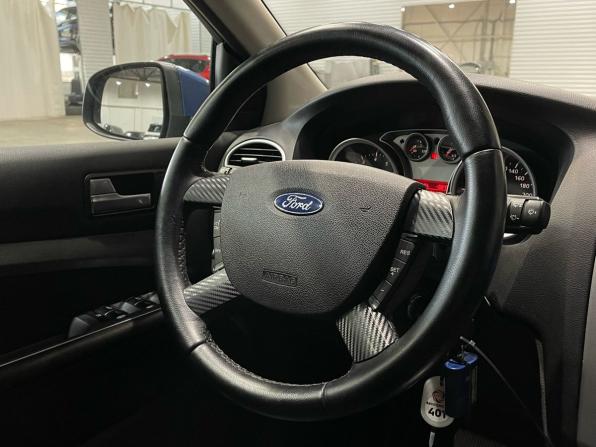 Ford Focus II Рестайлинг с пробегом 2008 года, цена 550 000 рублей, 184564 км, седан, Автокод Объявления