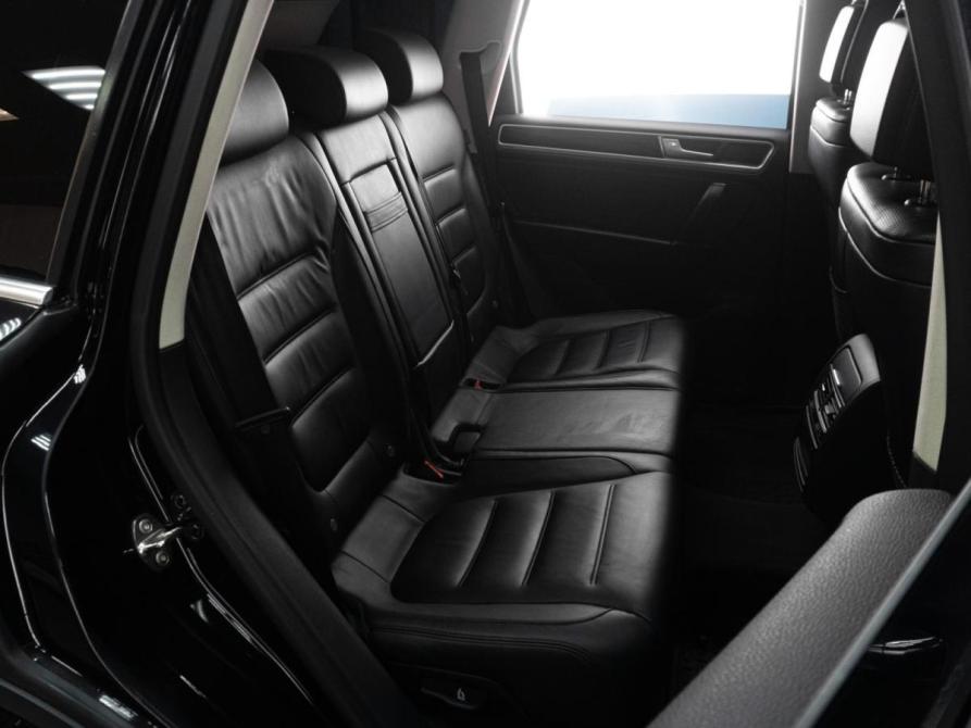 Volkswagen Touareg II Рестайлинг Тюмень  - изображение 8