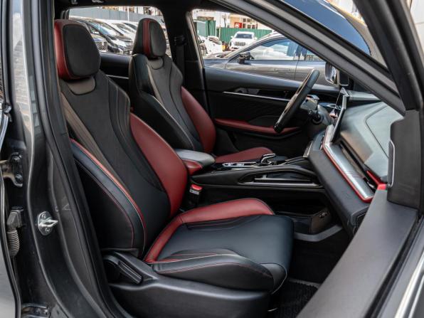 Geely Coolray I Рестайлинг с пробегом 2023 года, цена 2 165 000 рублей, 59198 км, внедорожник, Автокод Объявления