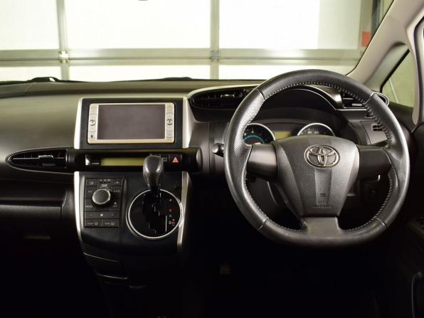 Toyota Wish II с пробегом 2009 года, цена 1 325 995 рублей, 141211 км, минивэн, Автокод Объявления