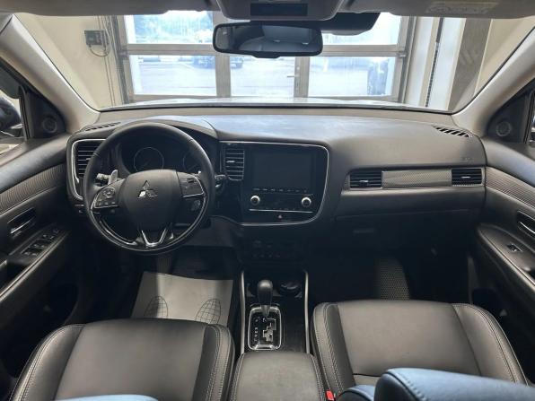 Mitsubishi Outlander III Рестайлинг 3 с пробегом 2021 года, цена 2 680 000 рублей, 92509 км, внедорожник, Автокод Объявления