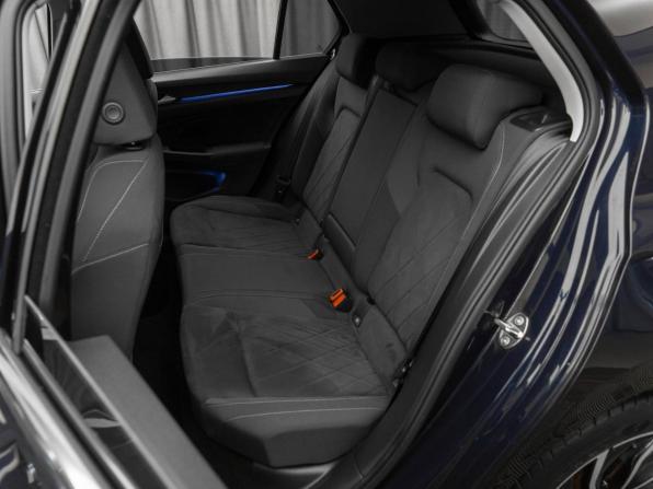 Volkswagen Golf VIII с пробегом 2021 года, цена 2 880 000 рублей, 15916 км, хэтчбек, Автокод Объявления