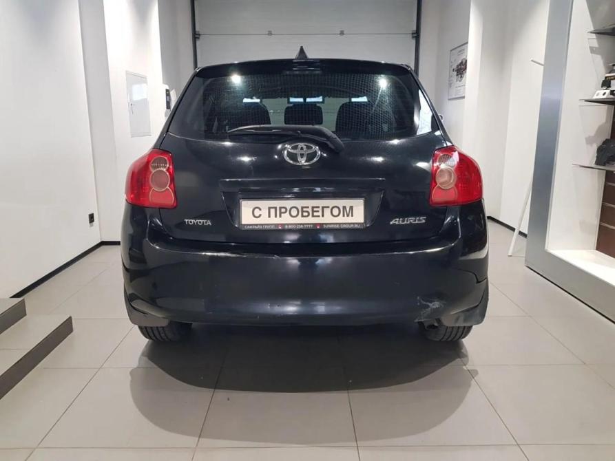 Toyota Auris I Москва  - изображение 5