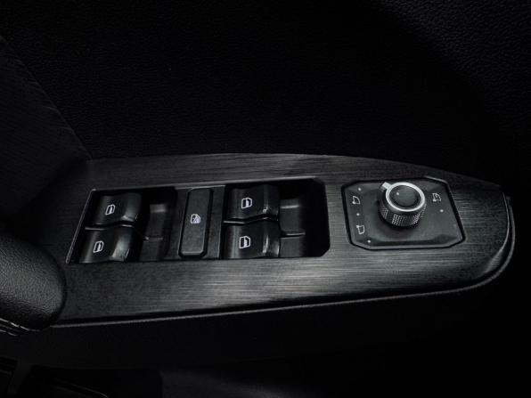 Haval Jolion I Рестайлинг с пробегом 2023 года, цена 1 827 000 рублей, 57884 км, внедорожник, Автокод Объявления