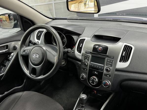 Kia Cerato II с пробегом 2011 года, цена 589 900 рублей, 203000 км, седан, Автокод Объявления