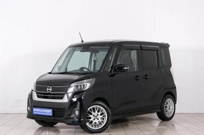 Nissan Dayz Roox I Рестайлинг с пробегом 2017 года, цена 799 000 рублей, 94700 км, хэтчбек, Автокод Объявления