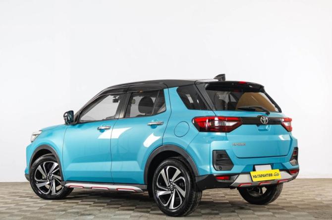 Toyota Raize I с пробегом 2020 года, цена 1 749 000 рублей, 22151 км, внедорожник, Автокод Объявления
