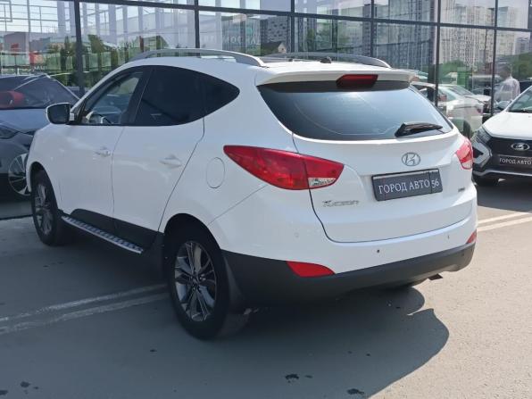 Hyundai Tucson II с пробегом 2013 года, цена 1 250 000 рублей, 216695 км, внедорожник, Автокод Объявления
