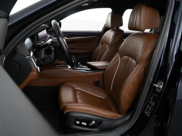 BMW 5 серии VII (G30/G31/G38) с пробегом 2019 года, цена 4 386 444 рубля, 54863 км, седан, Автокод Объявления