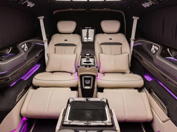 Mercedes-Benz V-Класс III (W447) Рестайлинг с пробегом 2023 года, цена 18 990 000 рублей, 53322 км, минивэн, Автокод Объявления