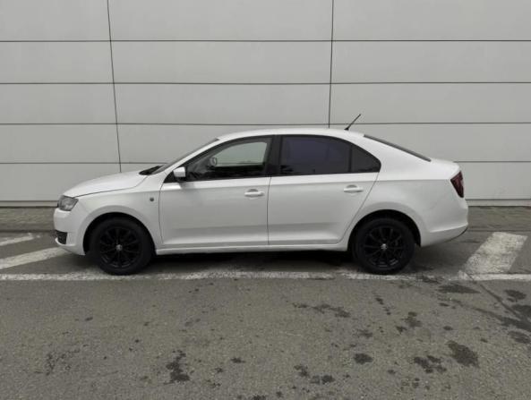 Skoda Rapid I с пробегом 2015 года, цена 470 000 рублей, 386751 км, лифтбек, Автокод Объявления
