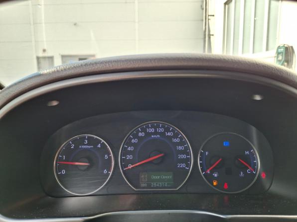 Hyundai Santa Fe II Рестайлинг с пробегом 2011 года, цена 970 000 рублей, 254314 км, внедорожник, Автокод Объявления