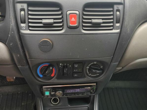 Nissan Almera II (N16) с пробегом 2001 года, цена 169 000 рублей, 396635 км, седан, Автокод Объявления