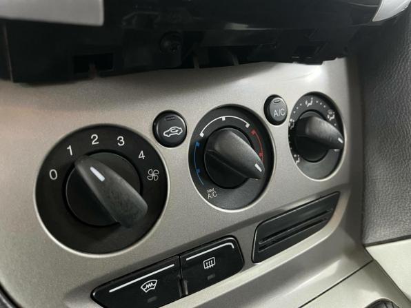 Ford Focus III с пробегом 2012 года, цена 532 027 рублей, 371250 км, седан, Автокод Объявления