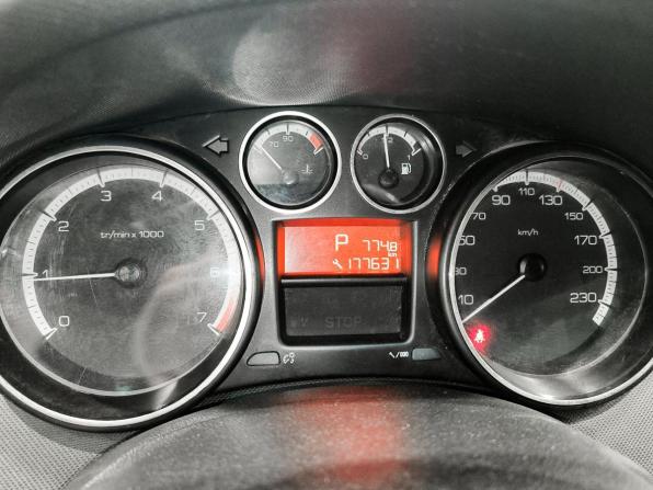 Peugeot 308 I с пробегом 2010 года, цена 405 000 рублей, 177700 км, хэтчбек, Автокод Объявления