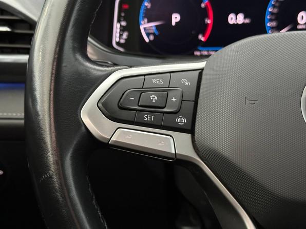 Volkswagen Taos I с пробегом 2021 года, цена 2 515 000 рублей, 90035 км, внедорожник, Автокод Объявления