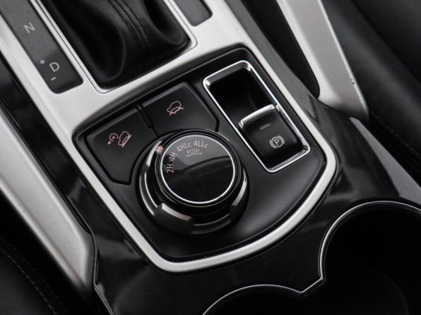 Mitsubishi Pajero Sport III с пробегом 2017 года, цена 3 000 000 рублей, 128595 км, внедорожник, Автокод Объявления