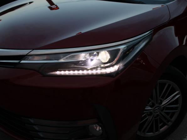 Toyota Corolla XI (E160 E170 E180) Рестайлинг 1 с пробегом 2018 года, цена 1 729 000 рублей, 114680 км, седан, Автокод Объявления