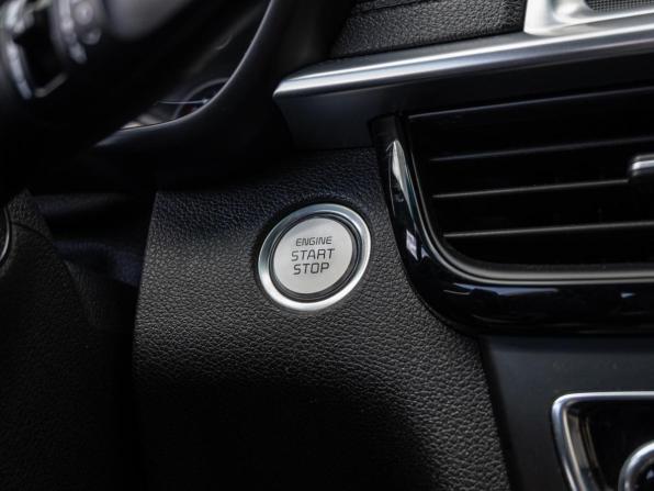 Kia Optima IV с пробегом 2018 года, цена 2 290 000 рублей, 138489 км, седан, Автокод Объявления