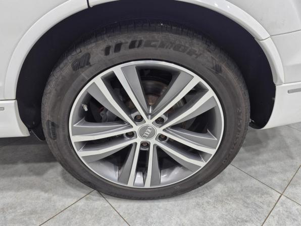 Audi Q7 I (4L) Рестайлинг с пробегом 2011 года, цена 2 060 000 рублей, 227000 км, внедорожник, Автокод Объявления