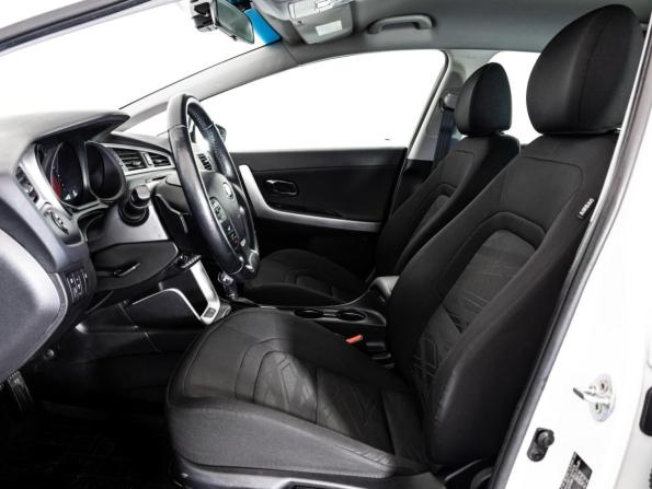 Kia Ceed II Рестайлинг с пробегом 2017 года, цена 1 449 000 рублей, 100621 км, хэтчбек, Автокод Объявления